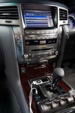 Lexus LX570 2008 года